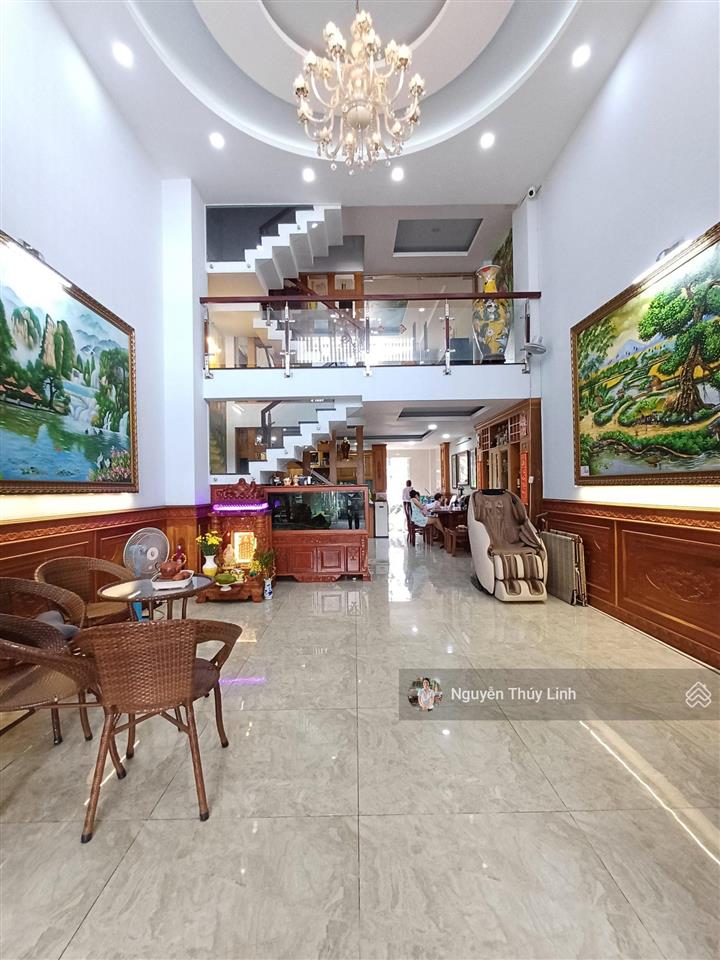 6.99 tỷ  nhà phố hà huy giáp  phường thạnh lộc  quận 12 (5* 17m  có lửng, có sân thượng rộng)