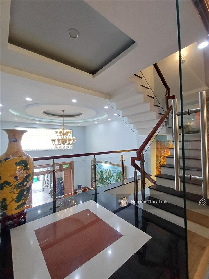 6.99 tỷ  nhà phố hà huy giáp  phường thạnh lộc  quận 12 (5* 17m  có lửng, có sân thượng rộng)