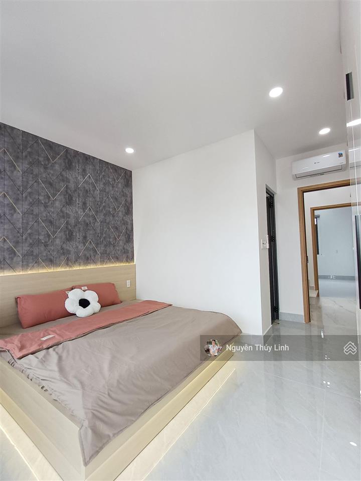Nhà phố ngã tư ga phường thạnh lộc quận 12 ( gò vấp 5km)