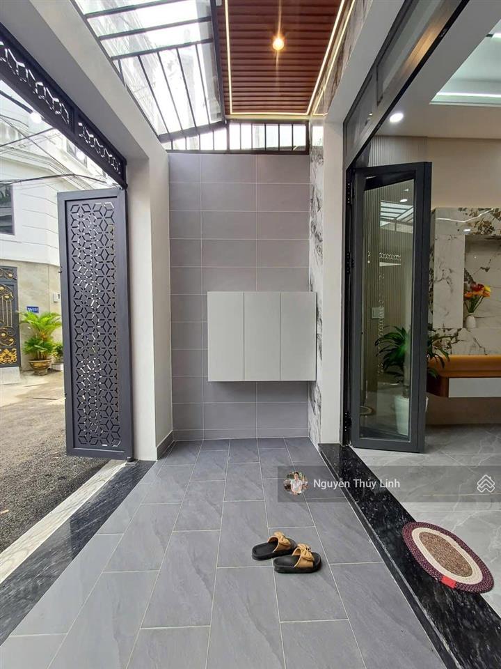 Nhà phố ngay trường tiểu học nguyễn văn thệ tô ngọc vân thạnh xuân quận 12
