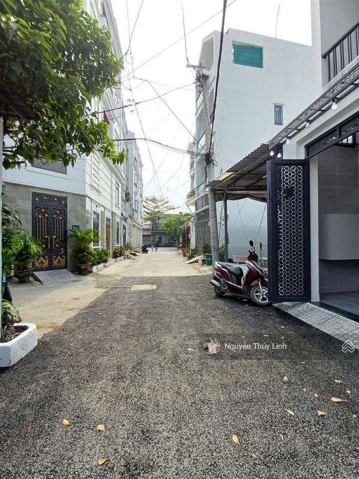 Nhà phố ngay trường tiểu học nguyễn văn thệ tô ngọc vân thạnh xuân quận 12