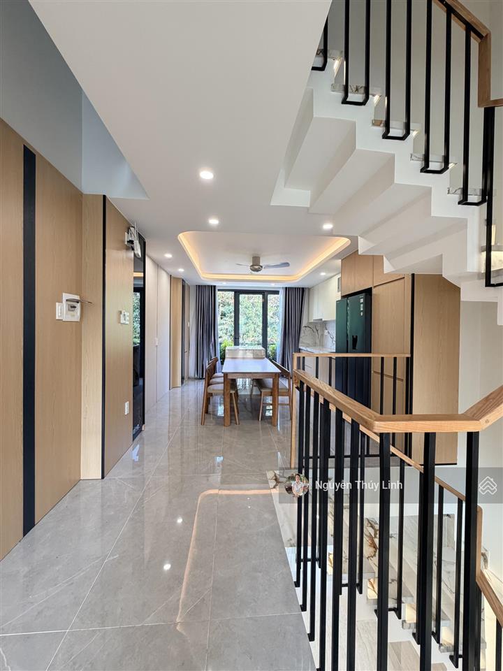 Nhà phố hà huy giáp thạnh lộc quận 12 hồ chí minh ( full nội thất trệt lửng 3 lầu)