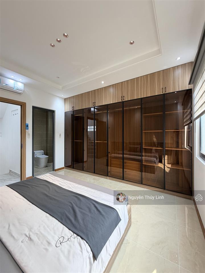 Nhà phố hà huy giáp, phường thạnh lộc, quận 12 (gò vấp 4km  diện tích 5,5m* 12,8m)