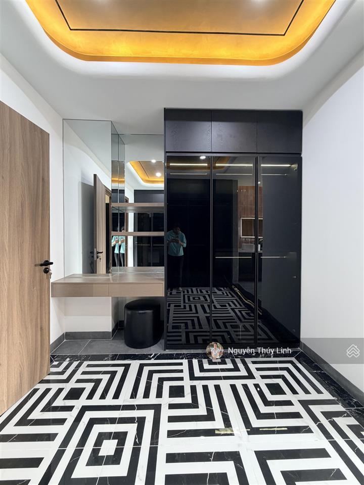 Giảm mạnh  nhà phố siêu vip  thạnh xuân  quận 12  hồ chí minh (có thang máy, sân vườn)