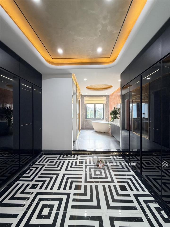 Giảm mạnh  nhà phố siêu vip  thạnh xuân  quận 12  hồ chí minh (có thang máy, sân vườn)
