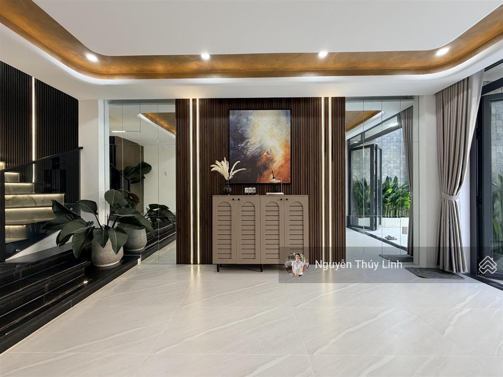 Giảm mạnh  nhà phố siêu vip  thạnh xuân  quận 12  hồ chí minh (có thang máy, sân vườn)