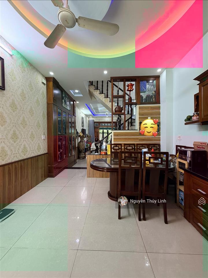 Ngã tư ga/ nhà 4 tầng sân xe hơi thạnh lộc 37 thạnh lộc quận 12 ( 4m x 22,5m)