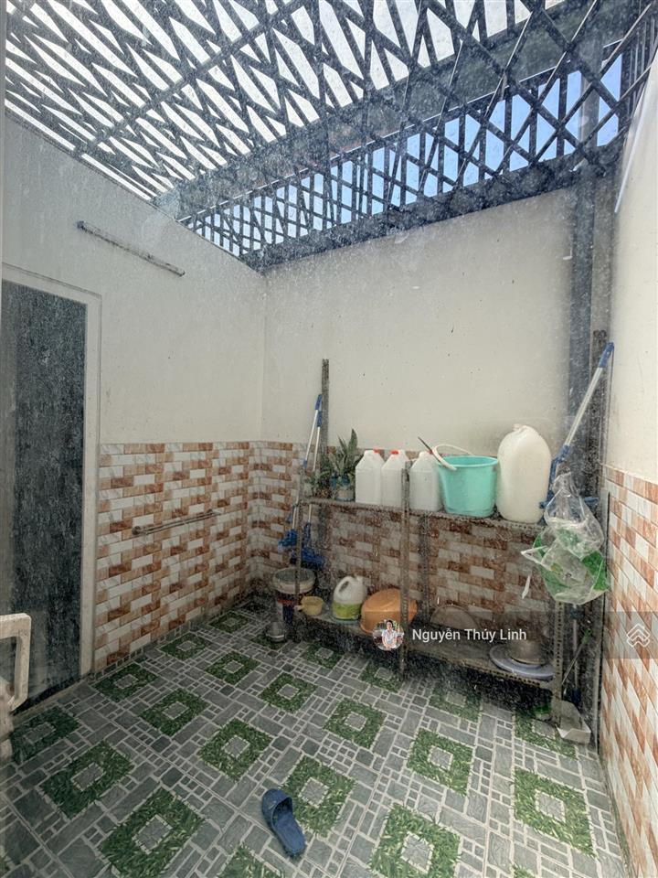Ngã tư ga/ nhà 4 tầng sân xe hơi thạnh lộc 37 thạnh lộc quận 12 ( 4m x 22,5m)