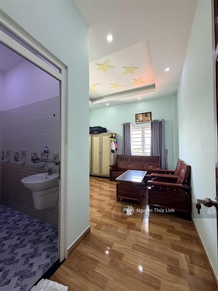 Ngã tư ga/ nhà 4 tầng sân xe hơi thạnh lộc 37 thạnh lộc quận 12 ( 4m x 22,5m)