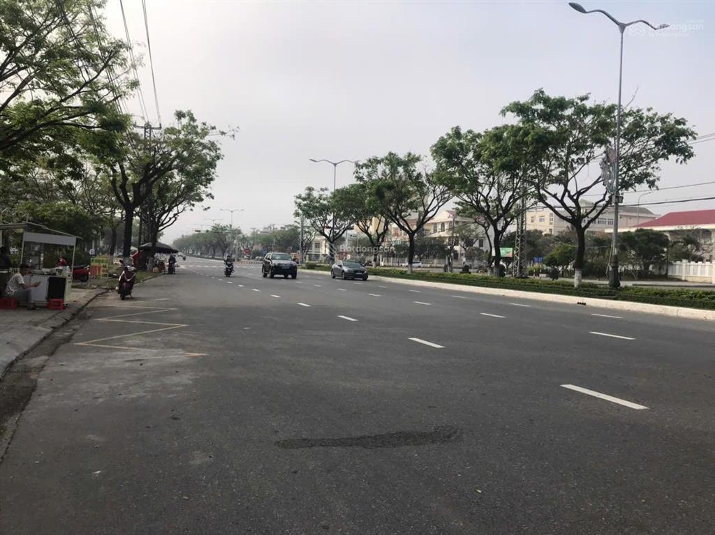Cần bán lô lê văn hiến đối diện trung tâm quận ngũ hành sơn dt 123m2 (5x24,8m) giá bán 10tỷ5 có bớt