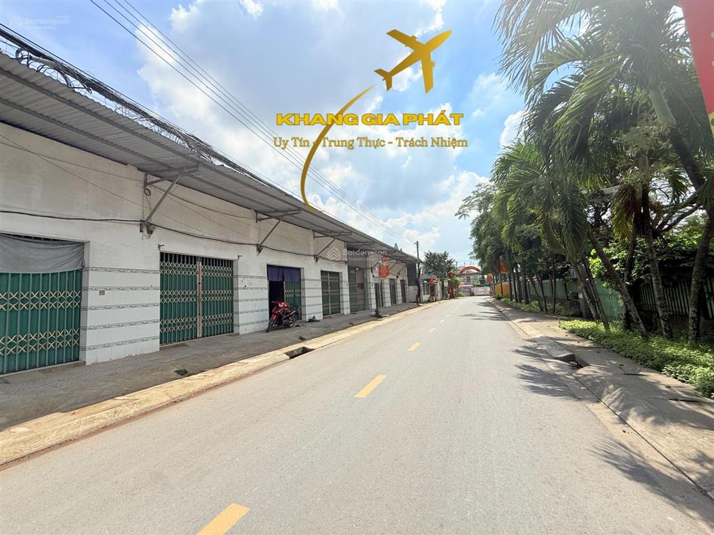 Nhà mặt tiền long đức  long thành 3pn/3wc sân oto đang cho thuê 12tr  dt 337.5m2 tc 100m sổ riêng