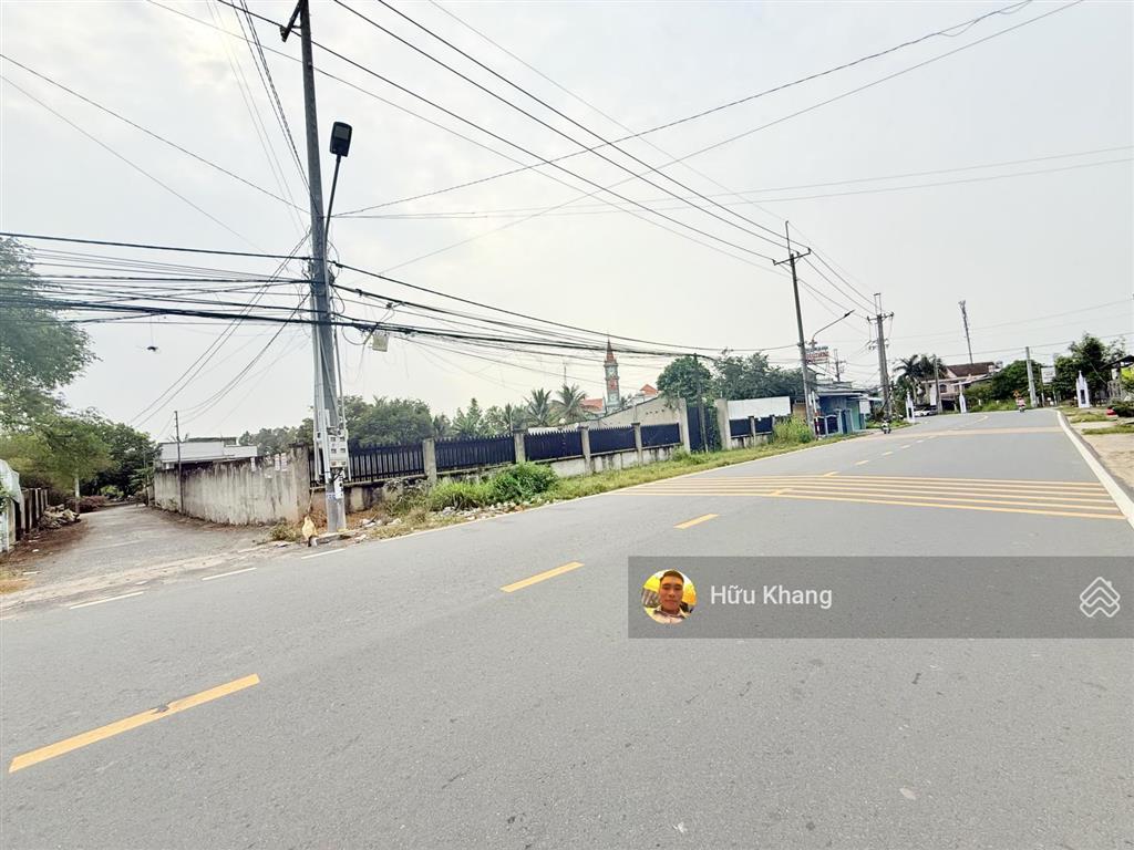 Góc hai mặt tiền đường hùng vương  phước an  dt 1161m2 tc 300m2  kinh doanh thuận tiện
