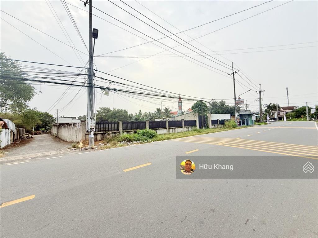 Góc hai mặt tiền đường hùng vương  phước an  dt 1161m2 tc 300m2  kinh doanh thuận tiện