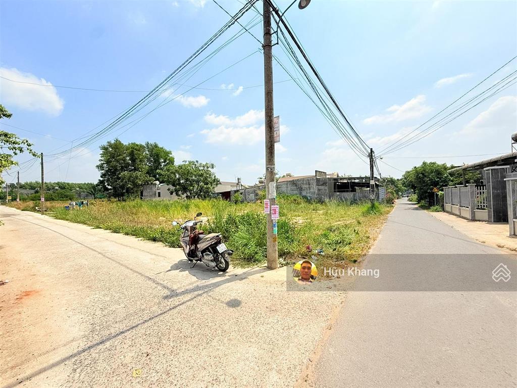 Thích hợp tách thửa nhỏ  xã long thành góc hai mặt tiền dt 1981m2 tc 100m2sát bên stc long thành