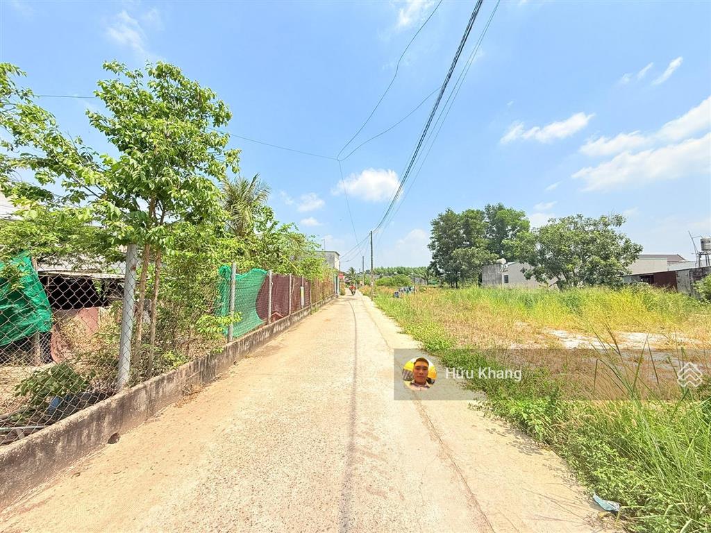 Thích hợp tách thửa nhỏ  xã long thành góc hai mặt tiền dt 1981m2 tc 100m2sát bên stc long thành