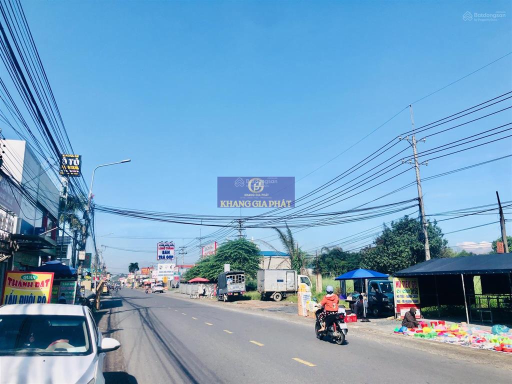 Chính chủ bán đất an phước  một sẹc đường phùng hưng  dt 250m2 tc 240m2 sổ riêng đường 8m