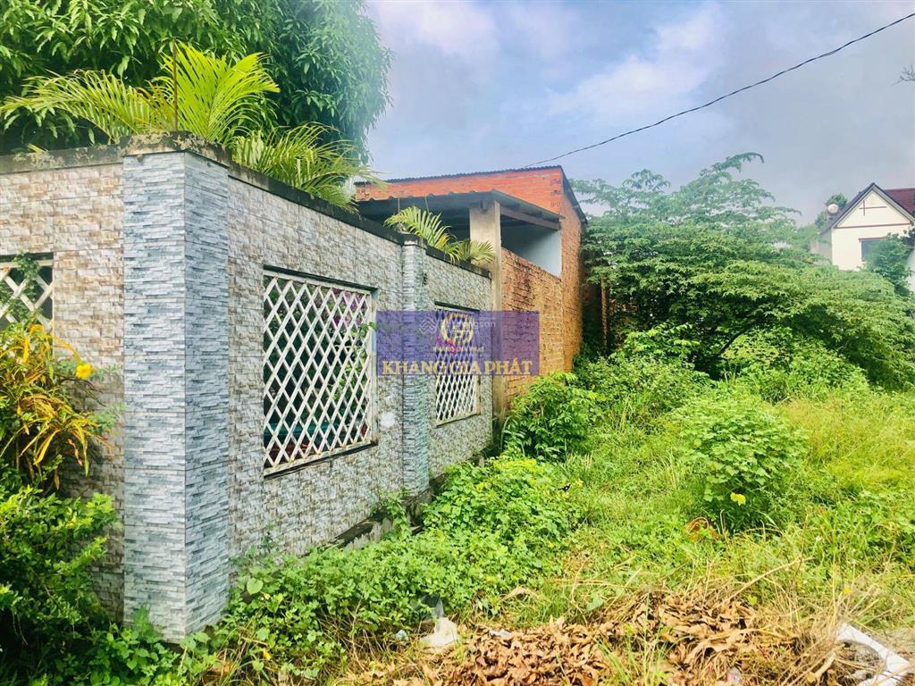Đất xã long đức sát ngay kcn long đức dt 100m2 sổ riêng tc 100% giá ngộp 1ty350  đường bê tông 6m