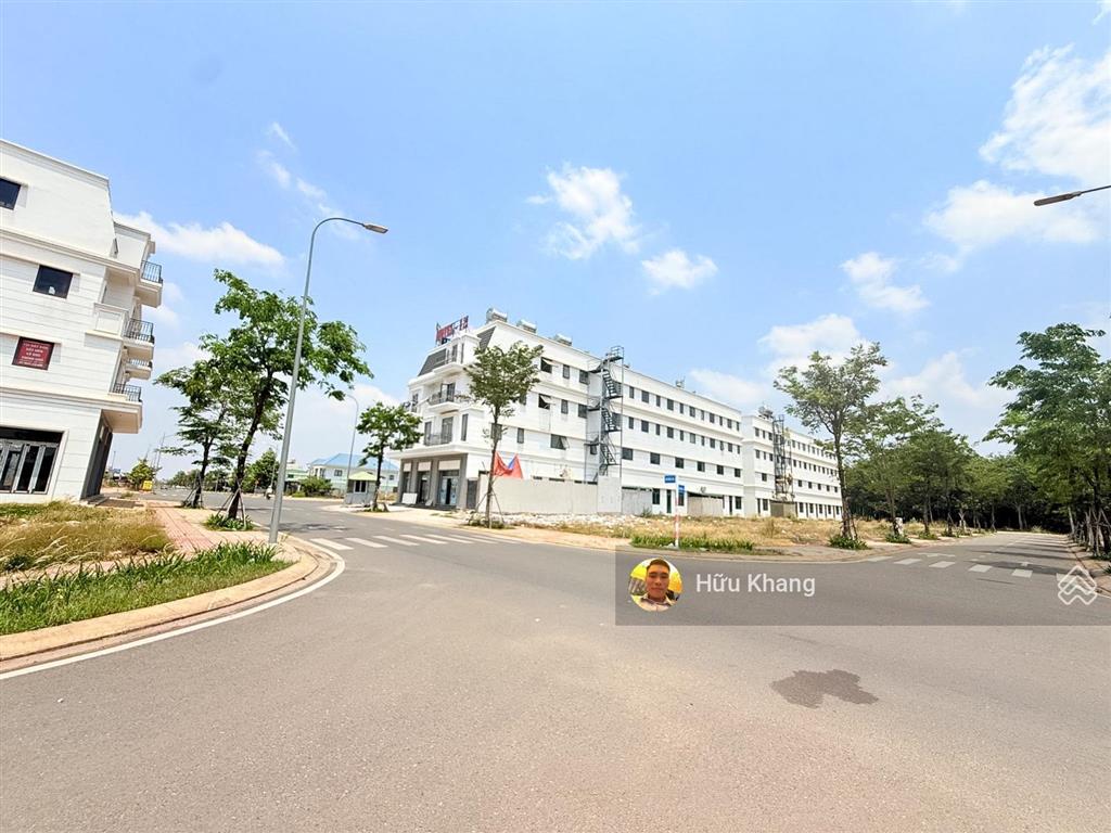 Stc xã long thành 200m2 ngang 10m giá tốt thích hợp làm căn hộ dịch vụ  xây dựng nhà  sổ sẵn