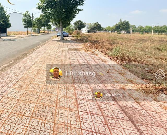 D2d xã long thànhlô góc ngang 10m x 23mgần ngay chợdt769giá bán nhanh 4ty6sổ hồng riêng