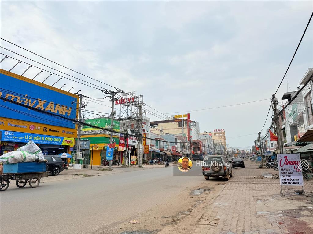 Nhà 3 mặt tiền doanh long thành  đang cho thuê 25tr/tháng  ngay sát đường lê duẩn  chơ mới lt