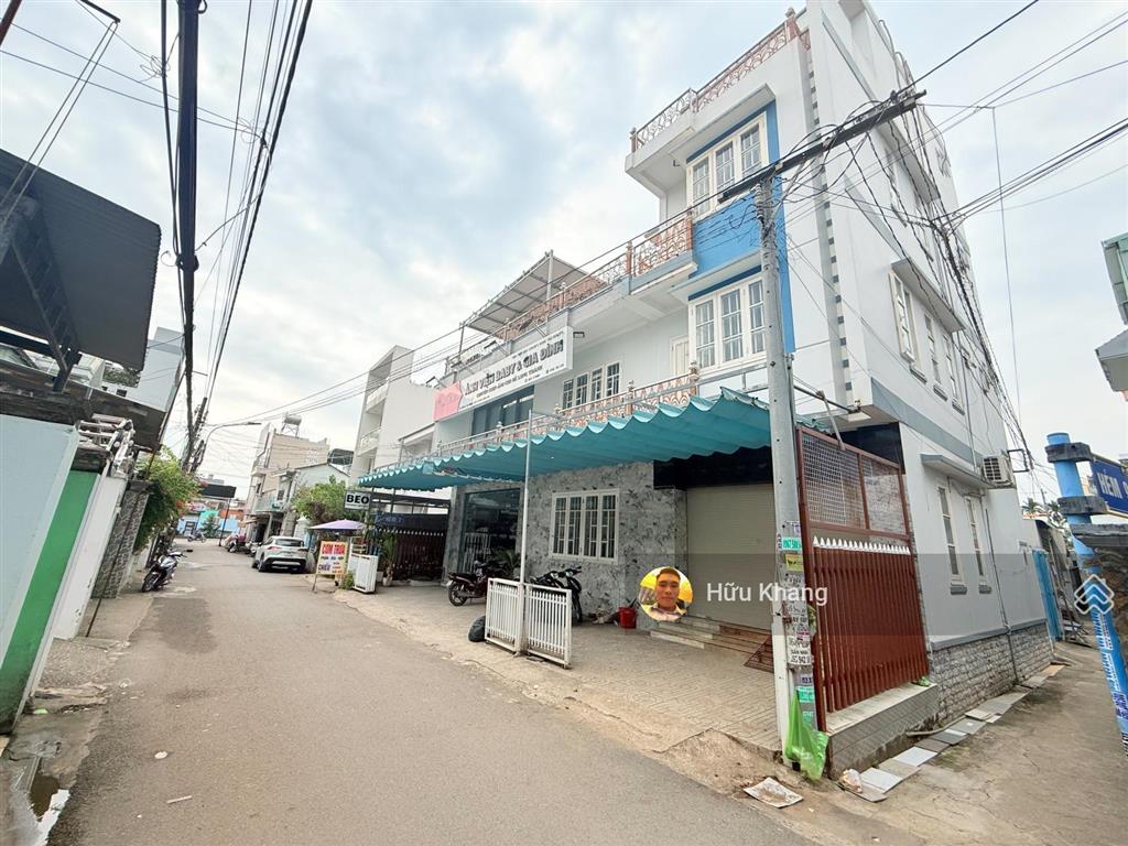 Nhà 3 mặt tiền doanh long thành  đang cho thuê 25tr/tháng  ngay sát đường lê duẩn  chơ mới lt