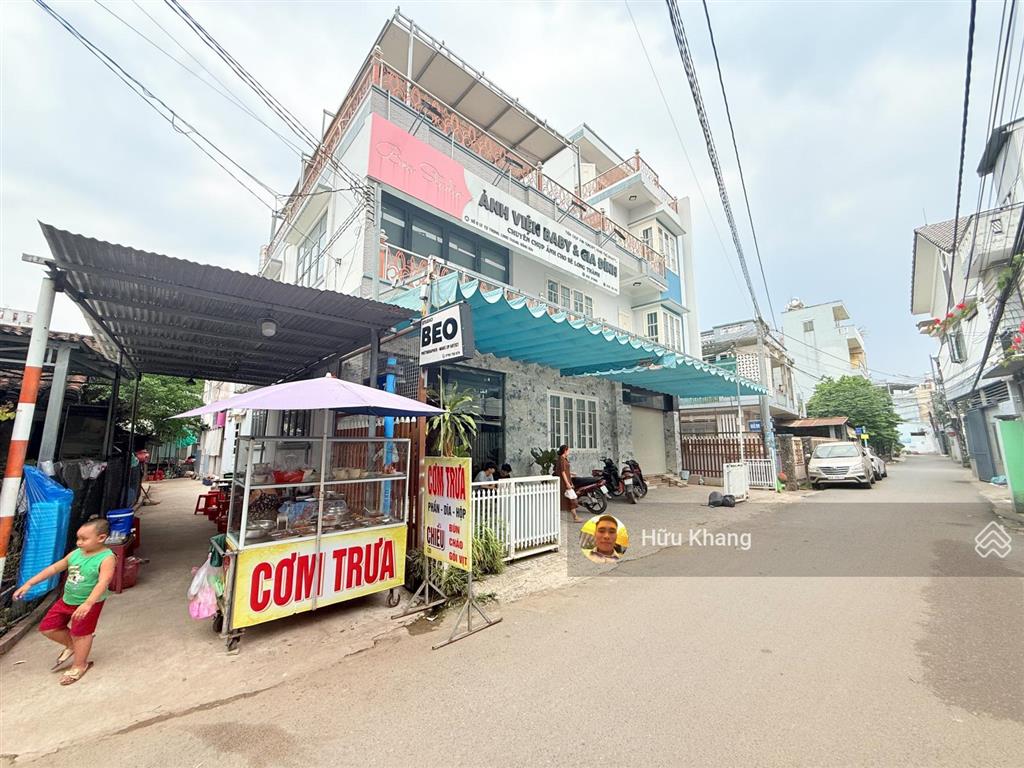 Nhà 3 mặt tiền doanh long thành  đang cho thuê 25tr/tháng  ngay sát đường lê duẩn  chơ mới lt