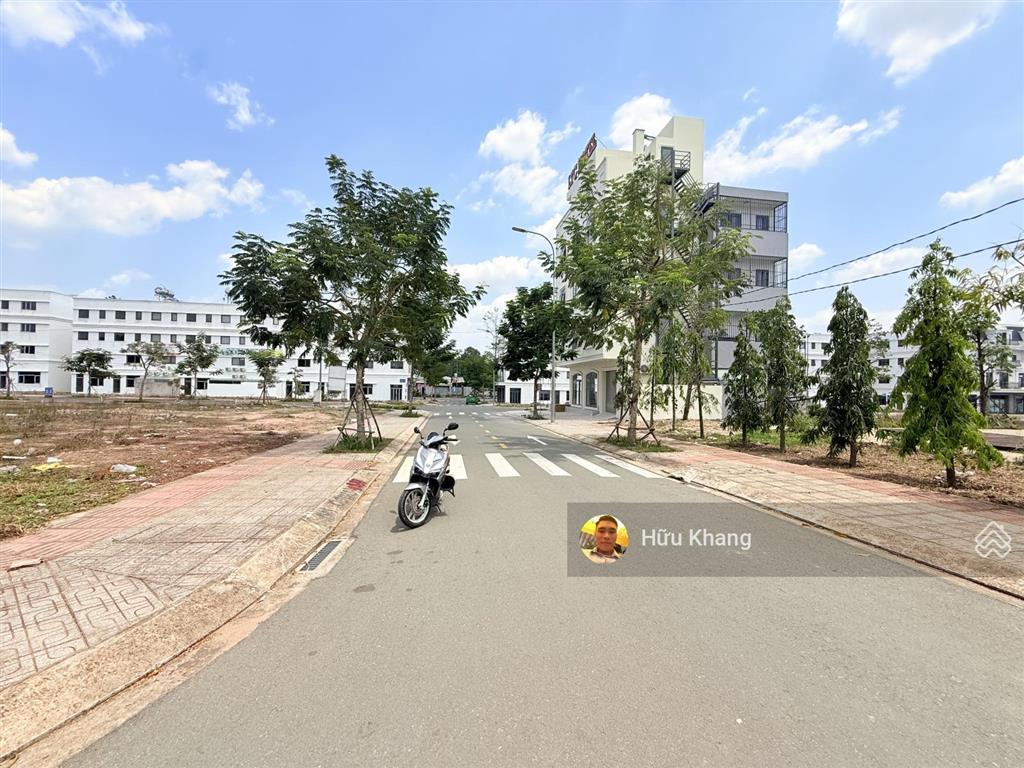 Stc xã long thành  lô góc 134.5m2 vị trí cực đẹp  kinh doanh thuận tiện  giá bán nhanh 6ty có tl