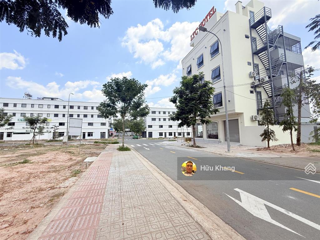 Stc xã long thành  lô góc 134.5m2 vị trí cực đẹp  kinh doanh thuận tiện  giá bán nhanh 6ty có tl