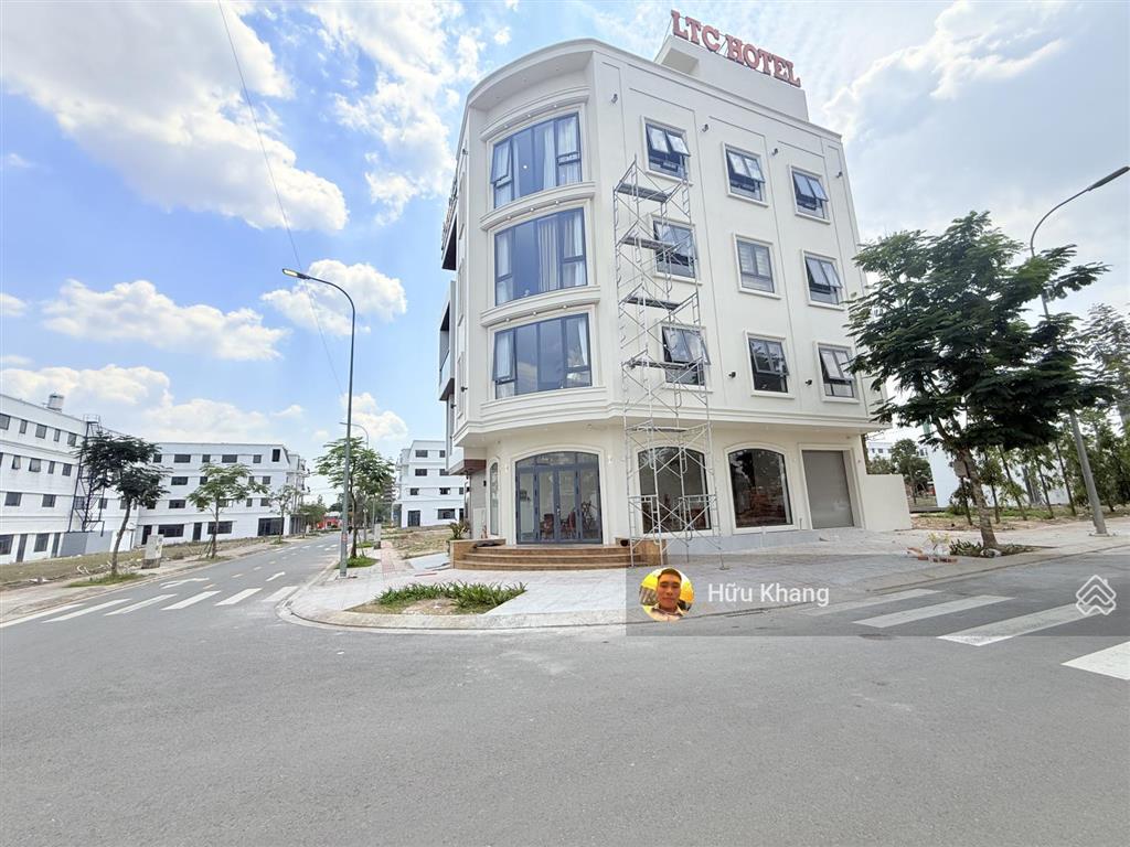 Stc xã long thành  lô góc 134.5m2 vị trí cực đẹp  kinh doanh thuận tiện  giá bán nhanh 6ty có tl