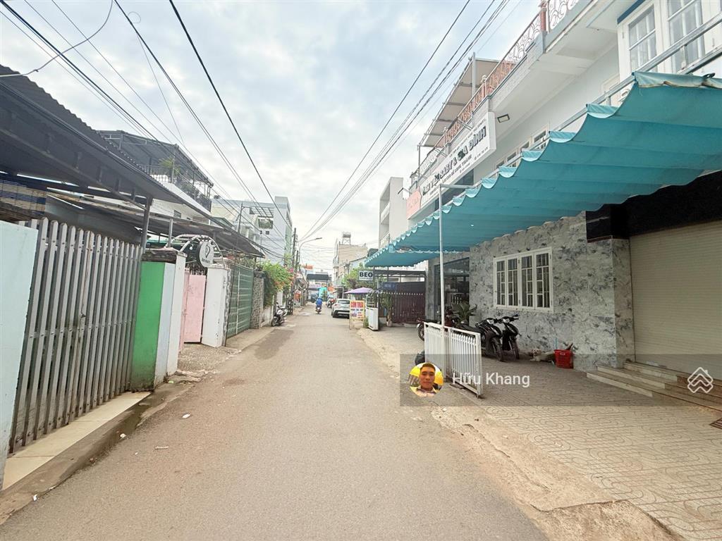 Nhà 3 mặt tiền doanh long thành  đang cho thuê 25tr/tháng  ngay sát đường lê duẩn  chơ mới lt