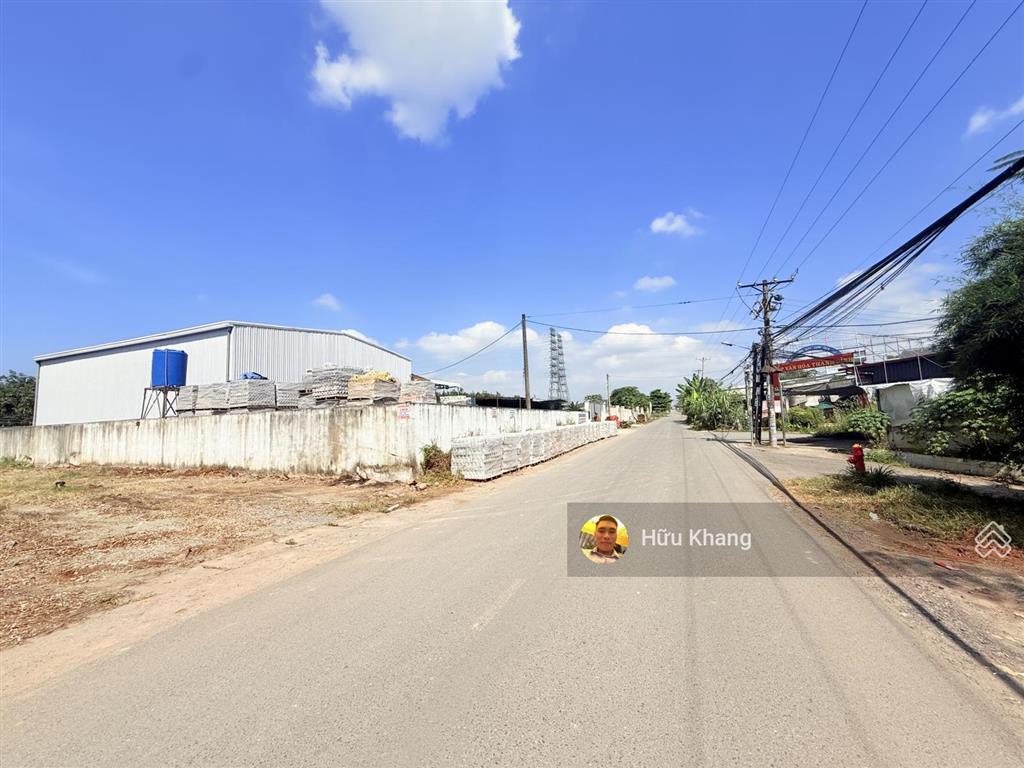 Mặt tiền kcn long đức 3 long thành dt  1141m2 ngang 20m có 350m2 tc  giá 14.5ty  0908 862 ***