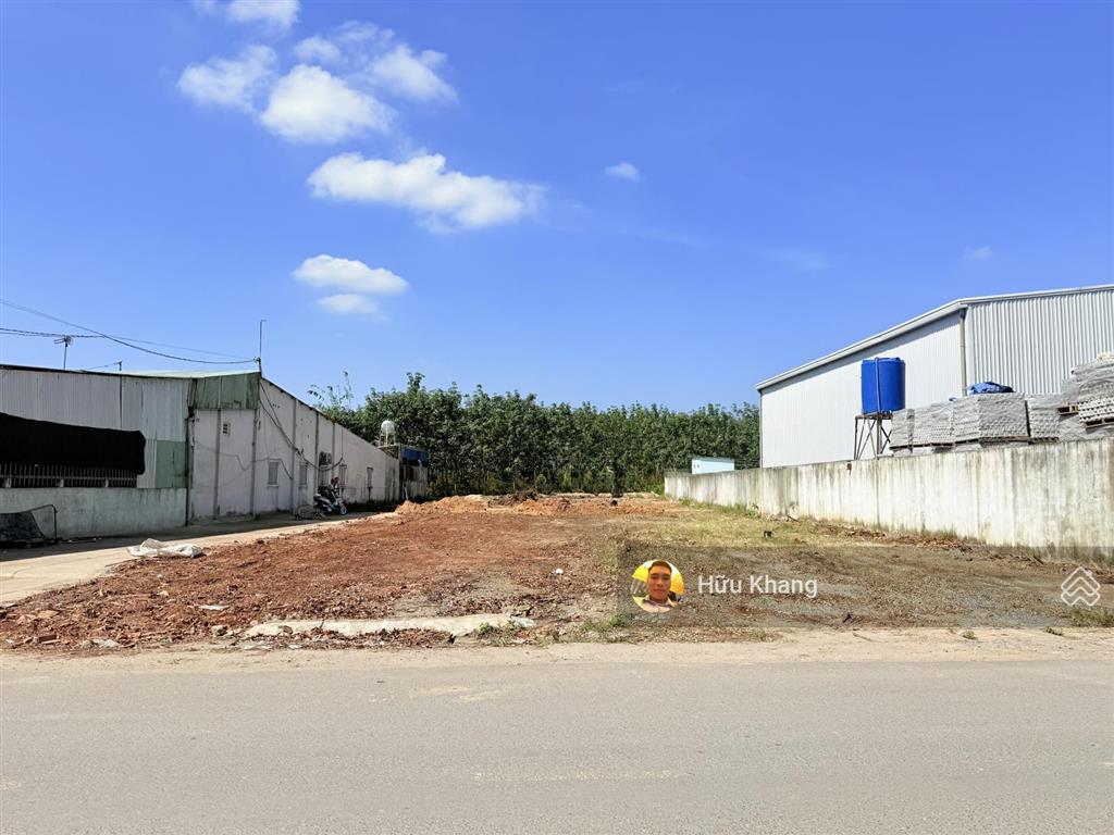 Mặt tiền kcn long đức 3 long thành dt  1141m2 ngang 20m có 350m2 tc  giá 14.5ty  0908 862 ***
