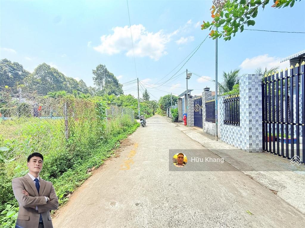 Ngay gần vành đai 4  1255m2 có 300m2 tc lô góc thích hợp tách thửa  kd dịch vụ ngay t2 sân bay lt