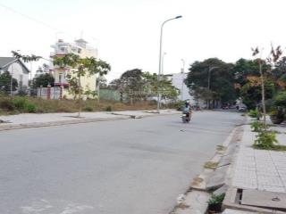 Cần bán gấp lô đất 100m2 khu phước thiện 0945 899 ***
