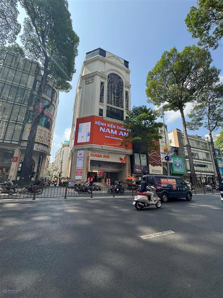 Tòa nhà hầm 8 tầng góc 2 mặt tiền huỳnh tịnh của  nguyễn văn mai, p. 8, q. 3  dt 8x18m