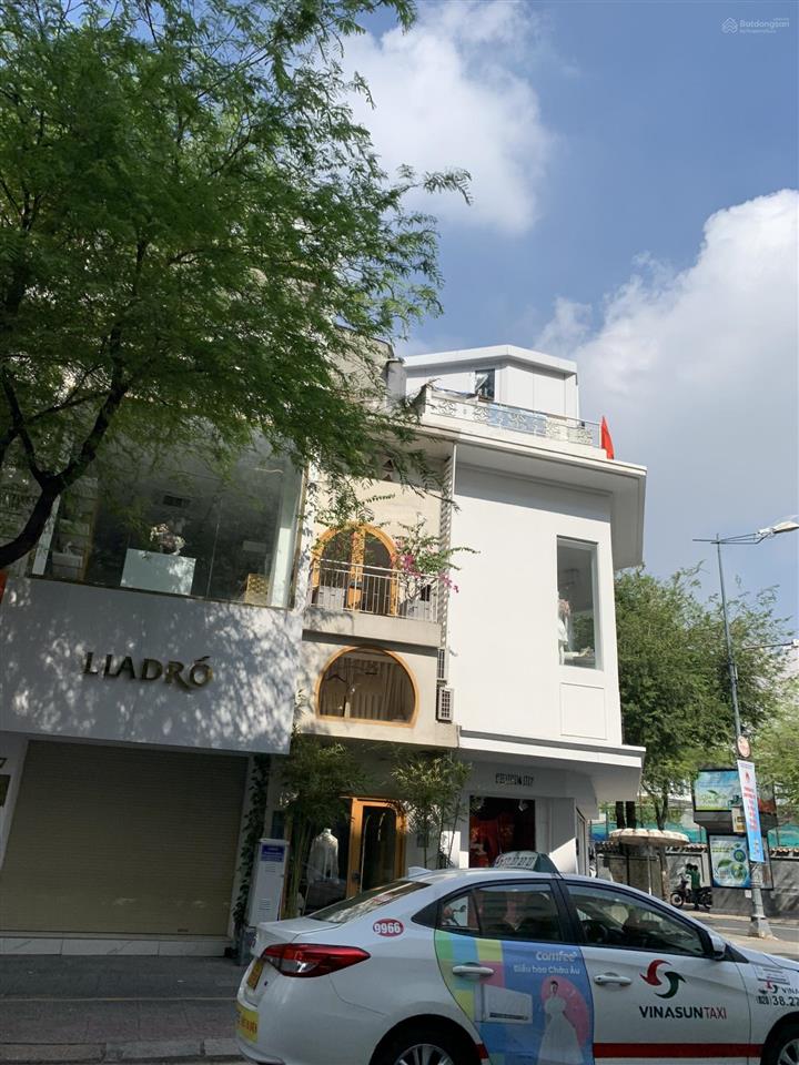 Bán gấp mặt tiền nguyễn tri phương, p. 4, q. 10, 8x25=200m2 đất. nhà 5 tầng giá chỉ 54 tỷ