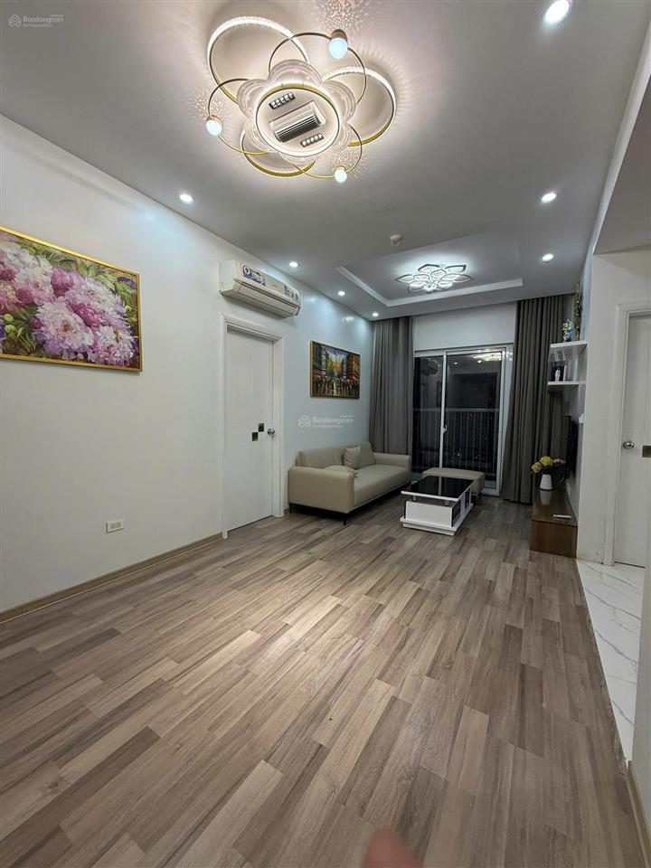 Chủ nhà cần bán căn hộ 3pn tòa 32c golden an khánh full nội thất xịn, giá rẻ nhất