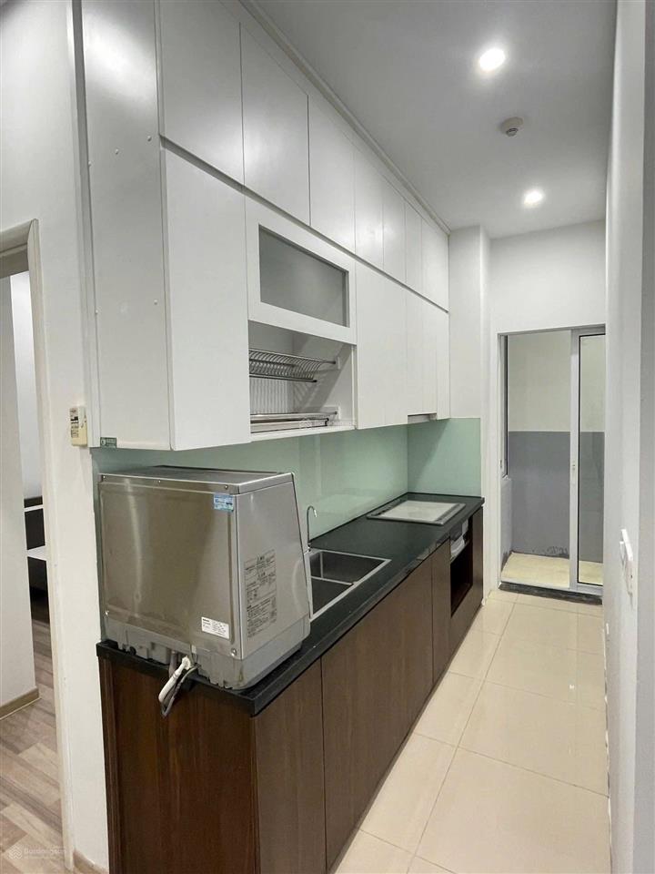 Bán căn hộ 2pn tòa 32a golden an khánh giá 3,5 tỷ. giá tốt khu vực
