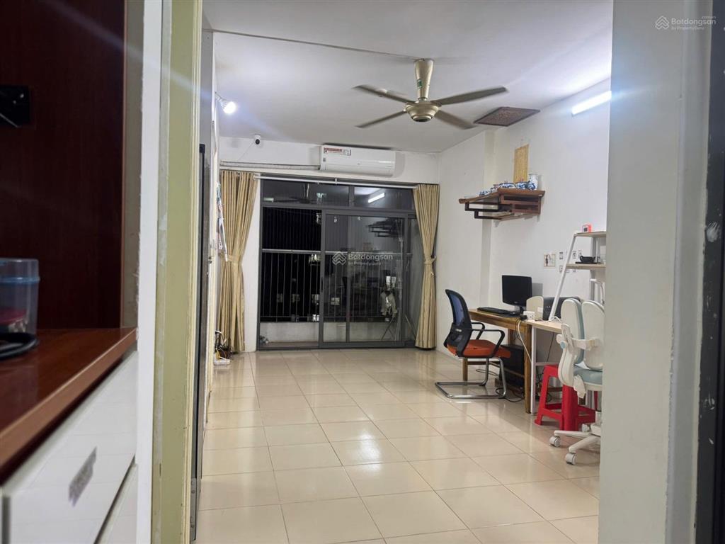 Chỉ 3,5 tỷ mua căn hộ 2pn 65,7m2 toà golden an khánh ban công đông nam.  0975 605 ***