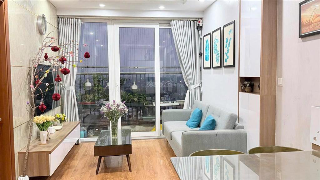 Chính chủ bán gấp căn hộ 2pn ban công đông nam toà gemek 2 lê trọng tấn giá hơn 3 tỷ