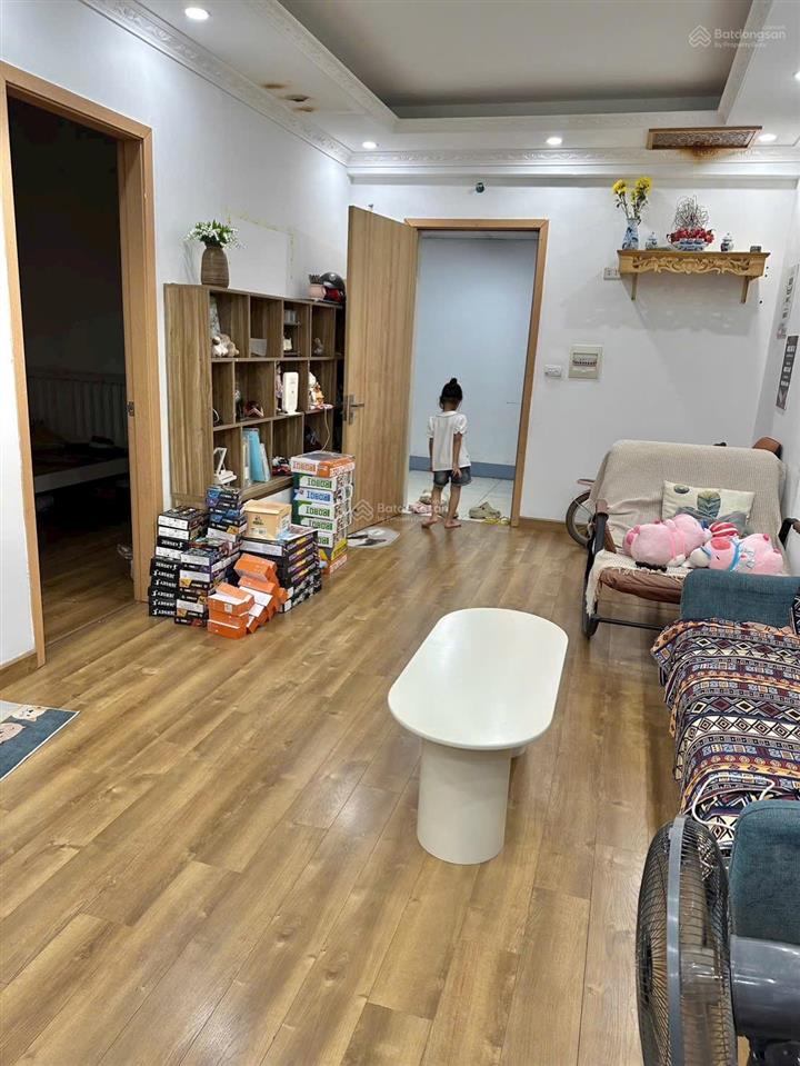 Bán căn 2 ngủ 2vs 65m2 view hồ điều hoà thoáng mát kđt thanh hà nhỉnh 2 tỷ