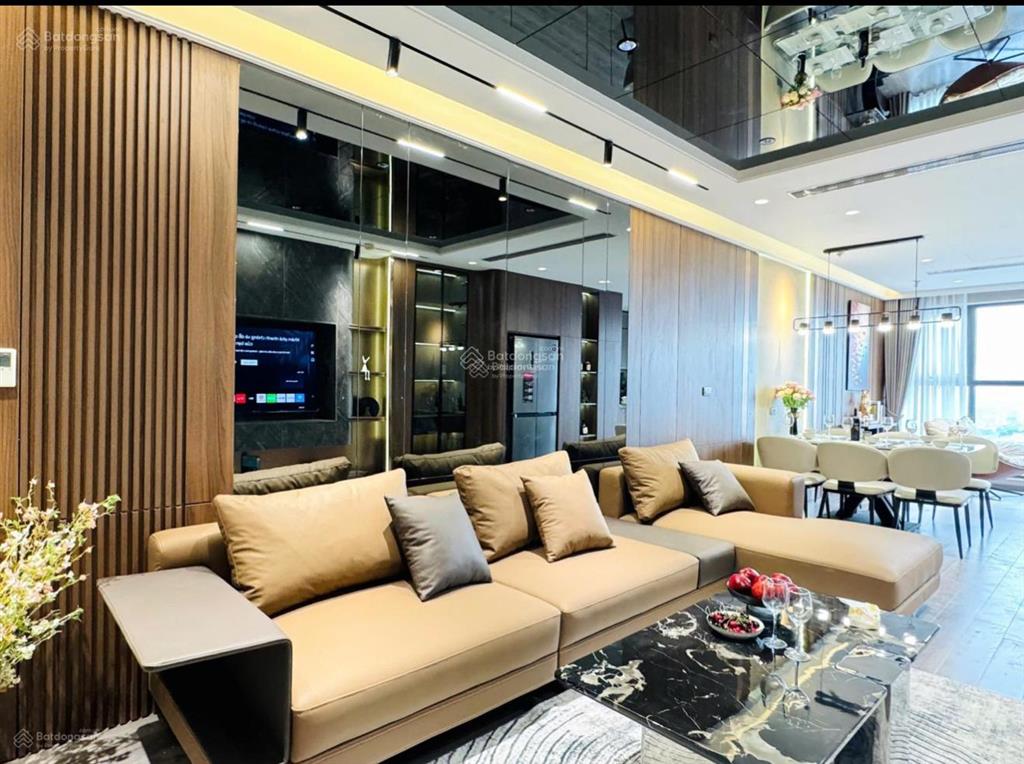 Nhỉnh 10 tỷ căn chung cư góc 3n2vs handi resco lê văn lương yên hoà hà nội 0967 522 ***