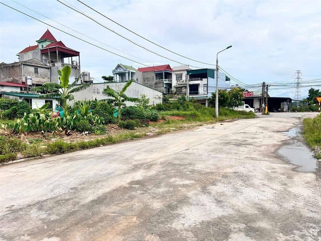 Chỉ 2,25 tỷ sở hữu 100m2 đất dv trại khóng minh quang tam đảo vĩnh phúc(cũ) 0967 522 ***