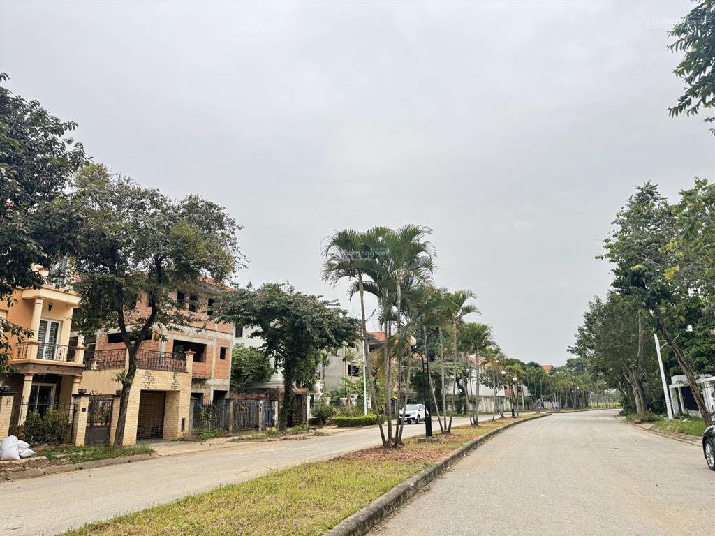 19 tỷ biệt thự góc đường 30m sổ đỏ sang tên kđt quang minh, mê linh, hà nội