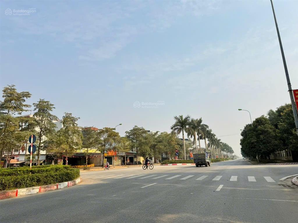 Chính chủ bán lô đất sổ đỏ 165m2, mặt tiền 10m đường 50m, khu hành chính mê linh, hà nội