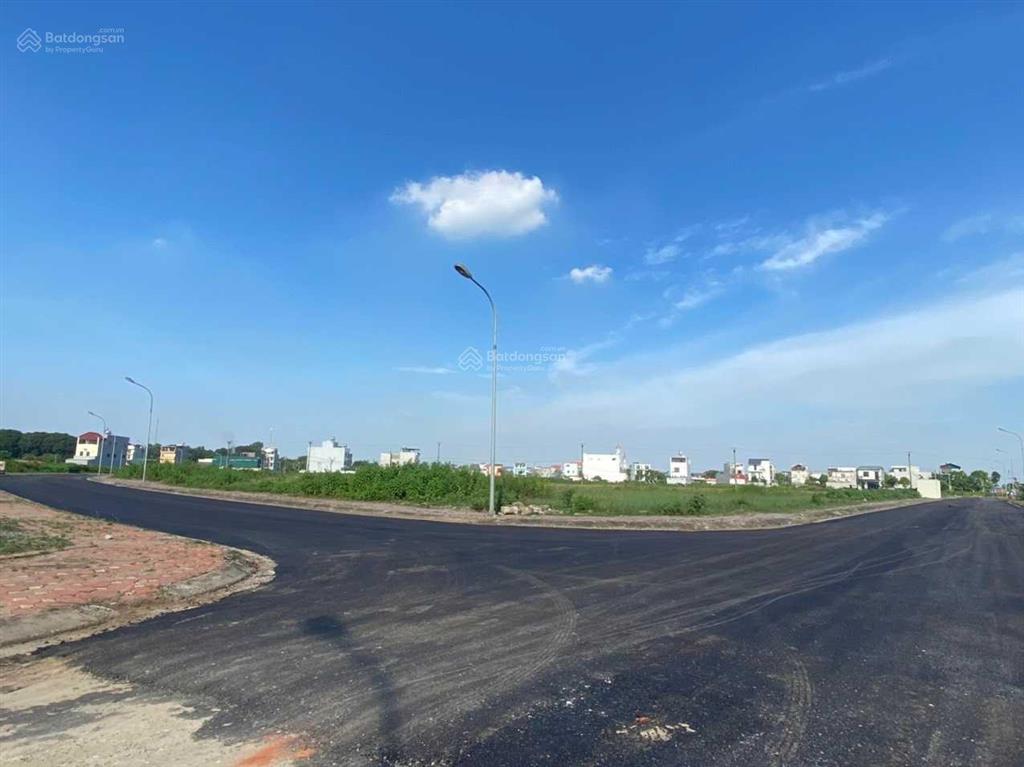 Nhỉnh 5 tỷ sở hữu lô nền 150m2, vị trí đắc địa kđt chi đông mê linh hà nội. 0967 522 ***