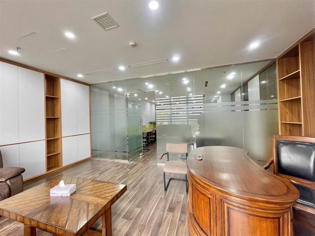 43,5tr/tháng 104m2 sàn văn phòng full nội thất phố duy tân, cầu giấy, hn 0967 522 ***