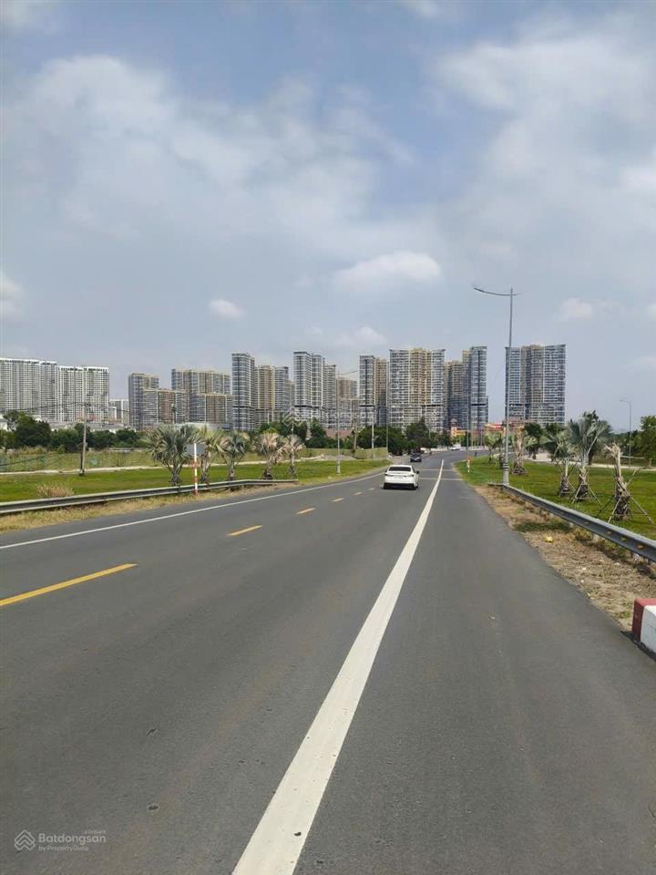 Kẹt tiền cần bán gấp lô đất sạch đẹp gần vinhome, chợ long phước, hcm. dt 55.4m2, giá chỉ 1.95 tỷ