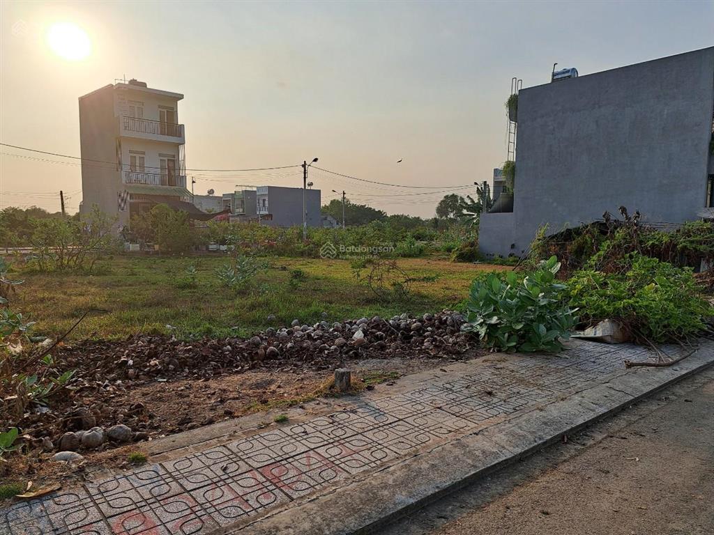 Giá ngộp rẻ nhất khu vực thủ đức, tp hcm. lô đẹp chỉ 1.95 tỷ/52m2. qua vinhome grand park chỉ 4phút