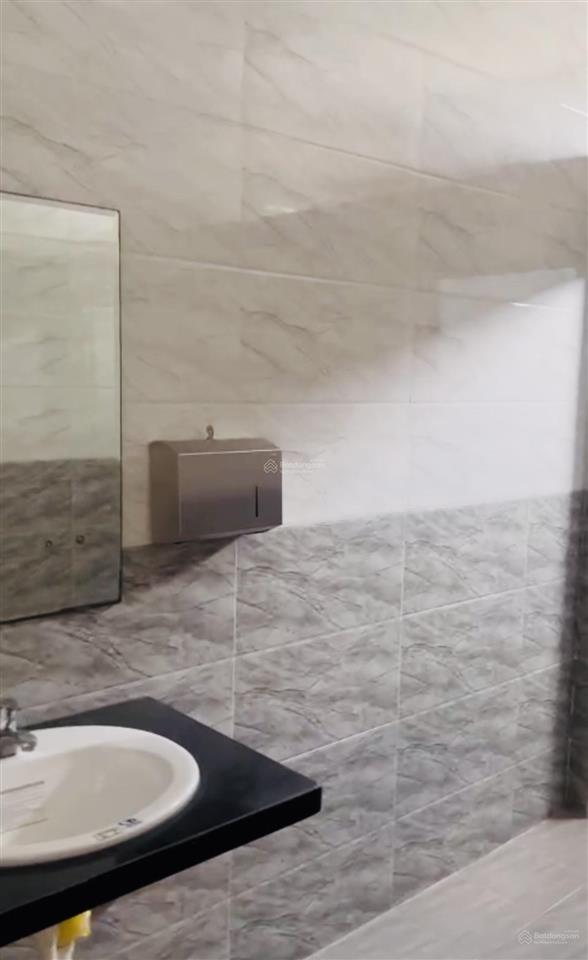 Tôi chính chủ cần cho thuê nhà 9092 đường hồ xuân hương vị trí siêu đắc địa sát biển.
